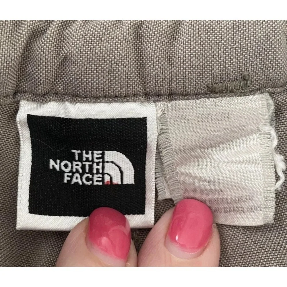 Vintage The North Face‎ Pleated Hiking Shorts Mens Size Large (923)